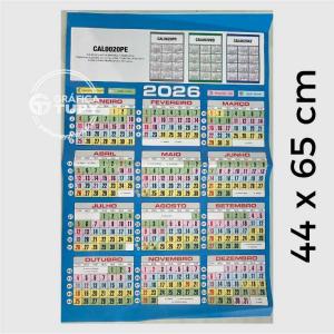 Calendario Parede com Vareta Ref.020. Couche 115g 44x65 cm Apenas cabeçalho personalizado. Sem revestimento. Vareta em cima e em baixo. Tamanho personalizaçõ: 10,5x41 cm