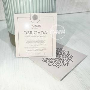 Cartão de Agradecimento Verniz Total Couche 300g 8,7x9,5 cm Colorido frente e verso 4x4 Verniz Total frente e verso Corte reto (cantos retos) 
